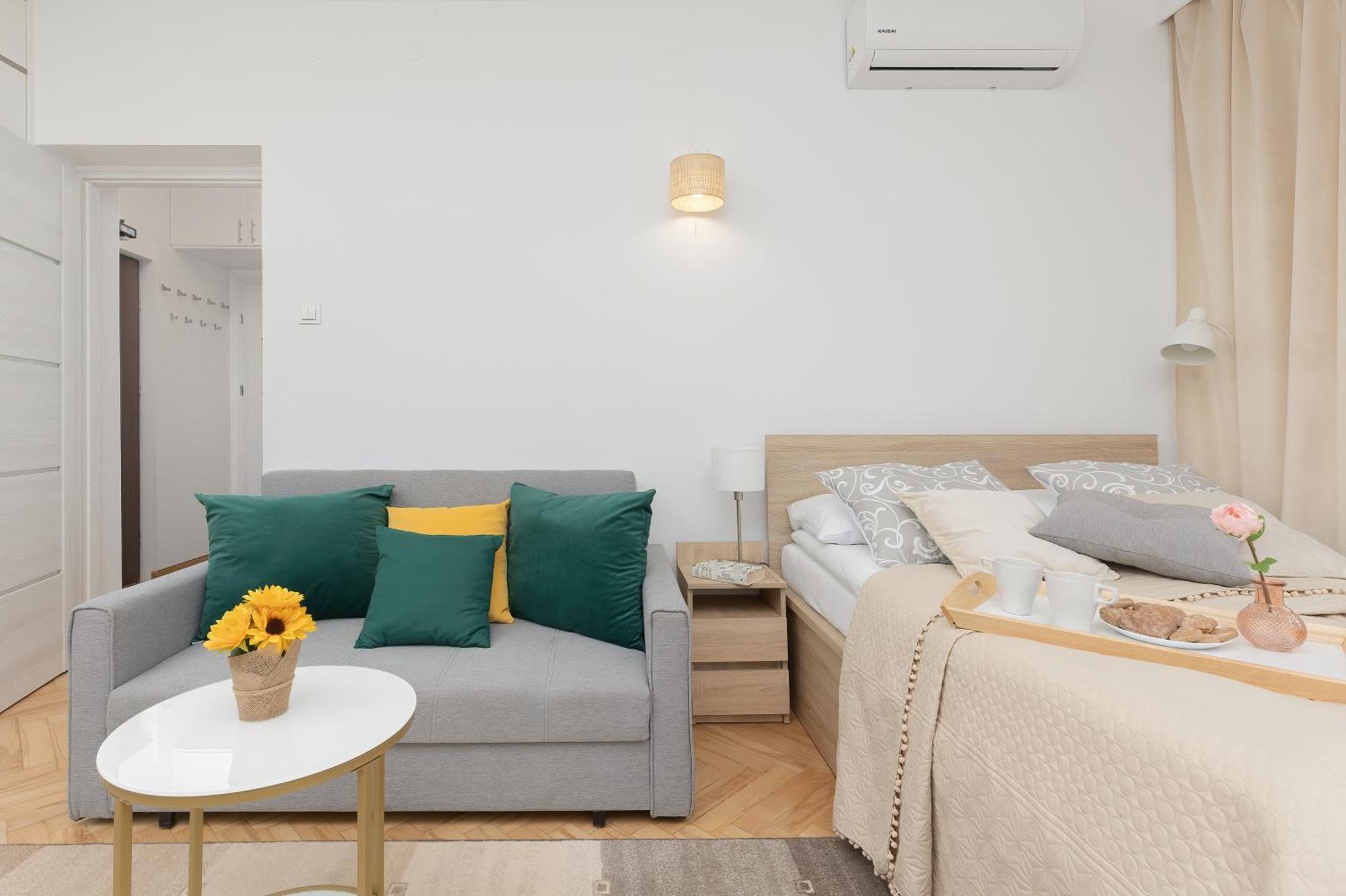 Bright Apartment Warsaw Srodmiescie By Noclegi Renters Exterior photo
